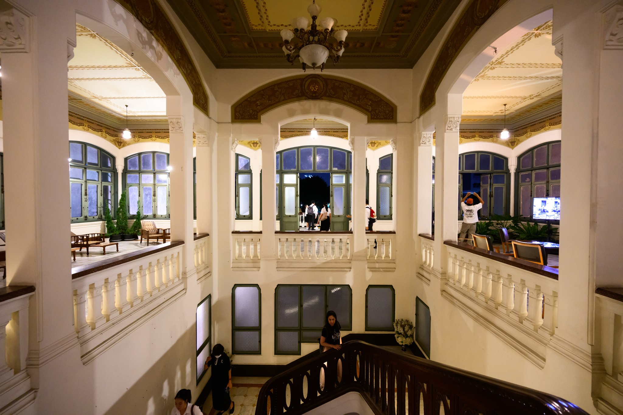 598997635_1375074137749363_38_1