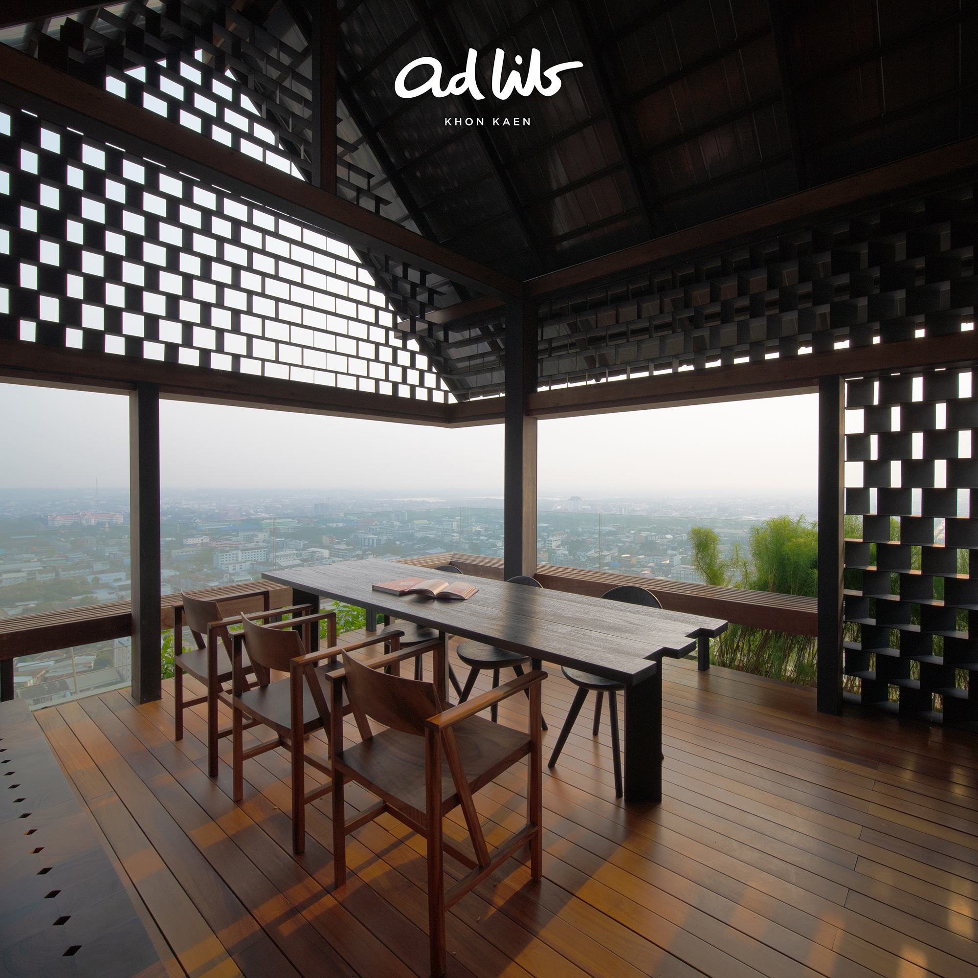 350789283_997698644724169_182