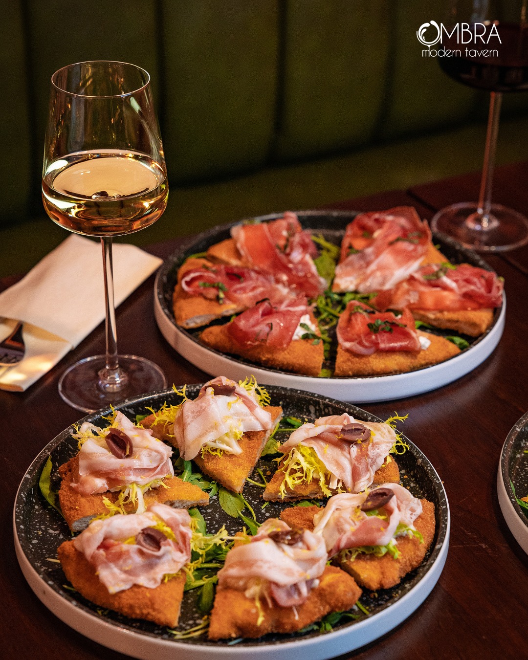 605528201_122207713874514710_